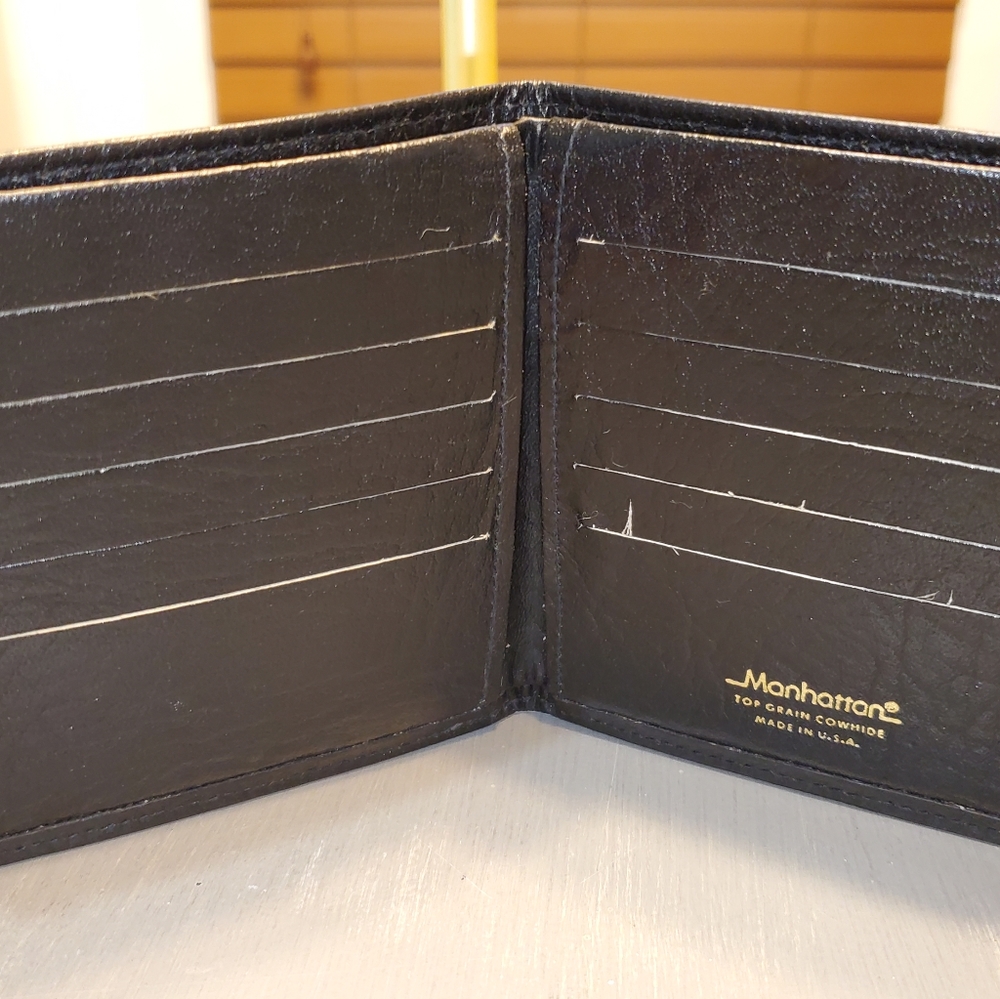 Manhattan Wallet - Picture 2 of 3